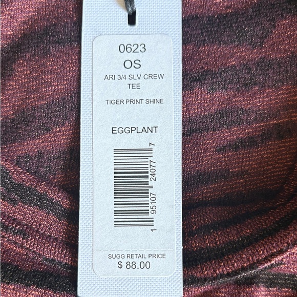 NWT Micheal Stars Woman’s Small Tiger Print Long-Sleeve Top - Picture 6 of 6